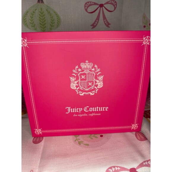 Juicy Couture Heritage Barrel Bag Set - Picture 6 of 6